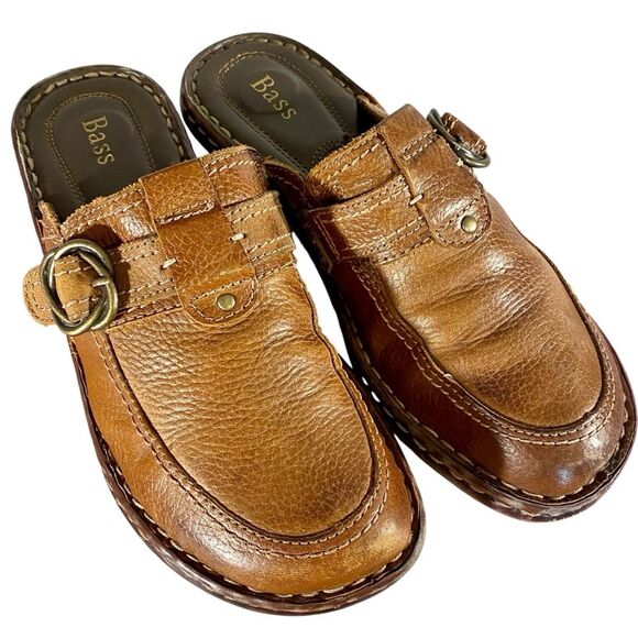 Bass Distressed Leather Clogs Mules Size 8 Buckle Detail Slip On's Wedge Heel - Picture 2 of 8